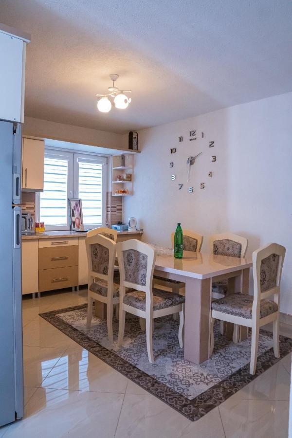 Apartmani Hadzic Zivinice Eksteriør billede
