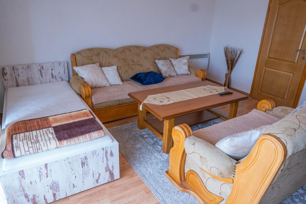Apartmani Hadzic Zivinice Eksteriør billede