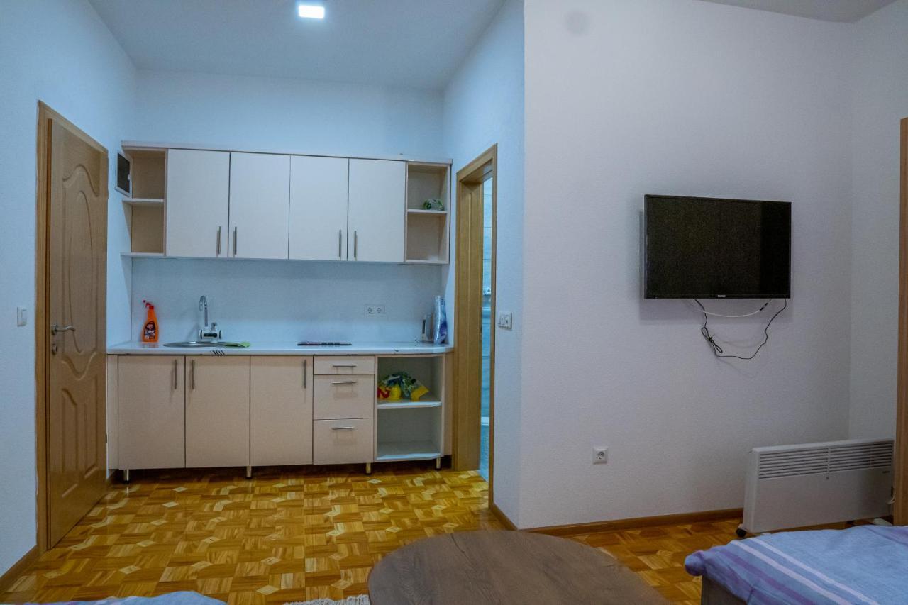 Apartmani Hadzic Zivinice Eksteriør billede