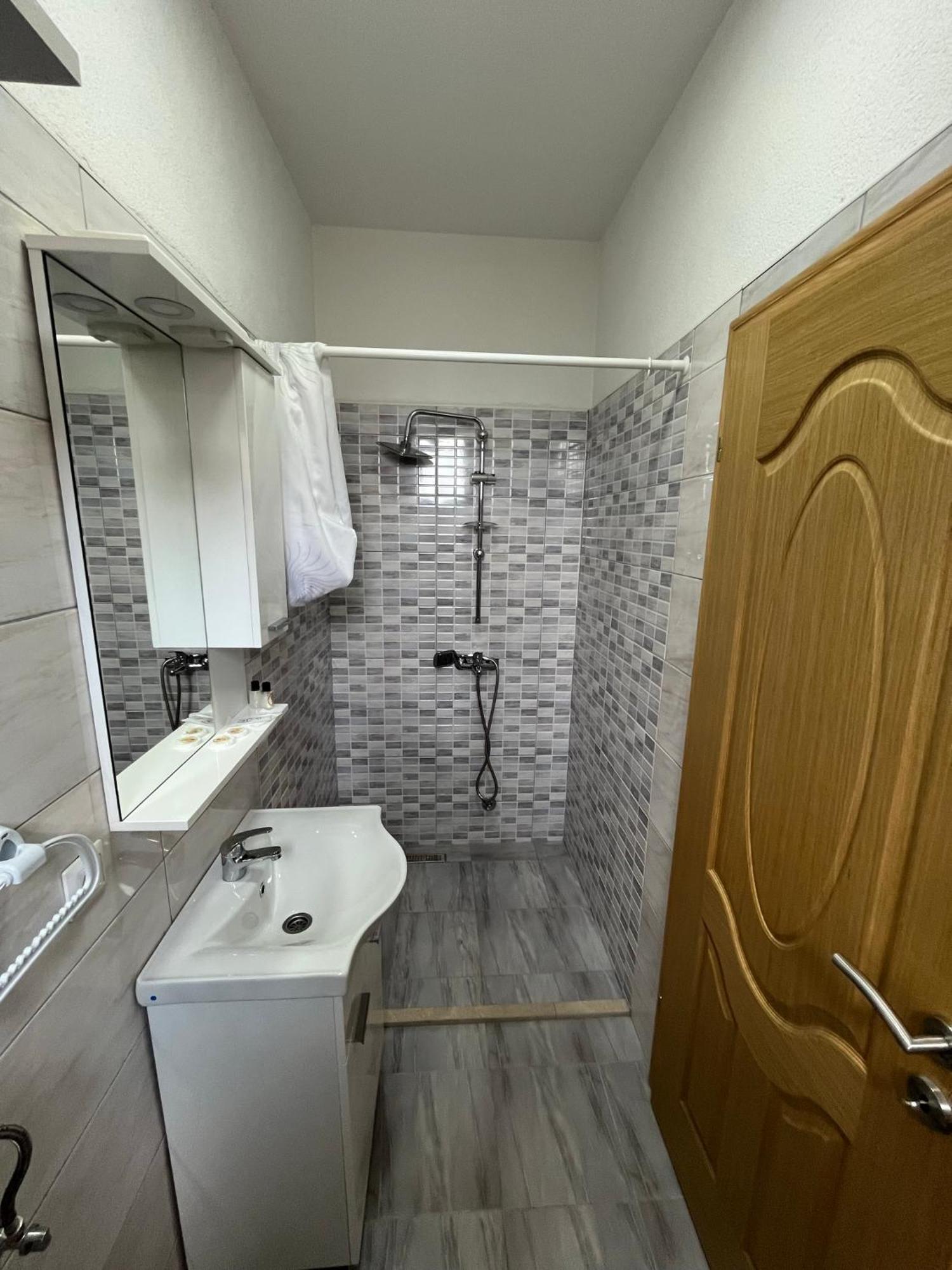 Apartmani Hadzic Zivinice Eksteriør billede